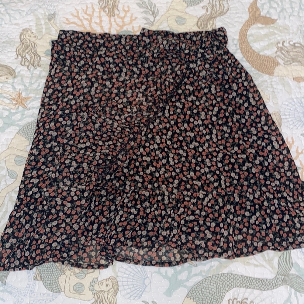 Hollister high rise tie skirt